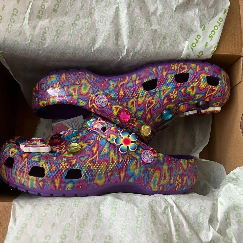 NEW in Box Croc X Lisa Frank Limited Edition Women’s 9 - Picture 3 of 9